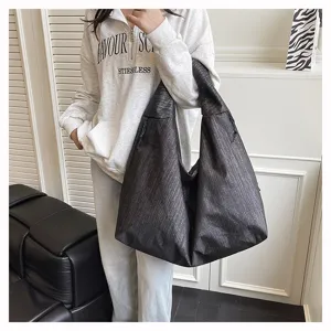 Large capacity hobo shoulder bag for women, stylish casual commute tote bag with shimmering texture.