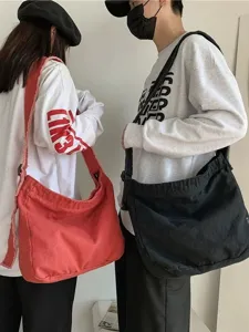 Gewaeschene Canvas Umhaengetasche Laessige Retro Schultertasche fuer Studenten Einfache Stofftasche
