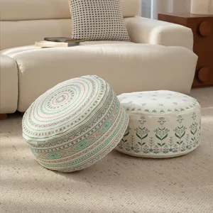 Gepolstertes rundes Bodenkissen Kissen mit boho geometrischen und floralen Mustern für Zuhause.