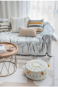 Nordic minimalist geometric printed pouf floor mat for living room tatami and bay window.