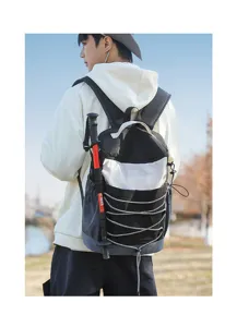 Vue détaillée du sac à dos de loisir extérieur avec cordons de serrage et bretelles.