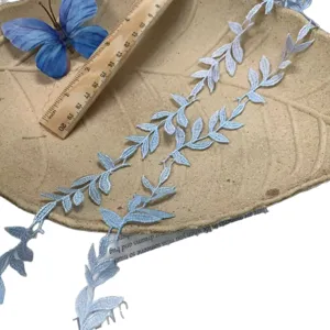 Cinta de encaje bordada azul cielo hoja 2.5cm de ancho para costura DIY accesorios de ropa.