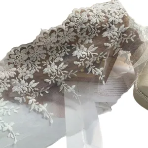 16cm brede witte mesh geborduurde bloemen kantrand voor trouwjurk en sluier DIY