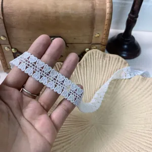 Nastro di pizzo cuore bianco 2cm di larghezza tessuto ricamo per cucito fai da te decoro