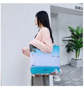 Borsa a tracolla casual in tela con stampa spiaggia, grande shopper per viaggi quotidiani.