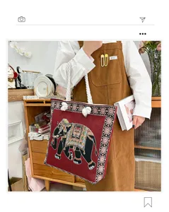 Borsa shopper in tela ricamata con elefante stile etnico con spesse bretelle in corda donna.