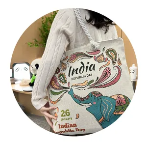 Ethische bestickte Canvas Tote Tasche mit Hanfseil Schultergurt und schönem Elefanten Motiv.