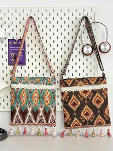 Bolso bandolera de lona de estilo étnico con patrón geométrico, ribete de encaje y borlas para mujer.