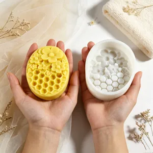 Set stampo per sapone in silicone con bellissimo design floreale 3D e favo artigianale.