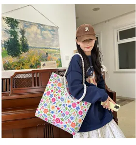 Borsa shopper in tela floreale da donna, borsa a tracolla casual capiente con manici spessi.