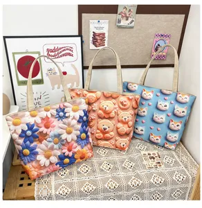 Bonito bolso tote de lona con bordado de dibujos animados, bolso de hombro casual grande.