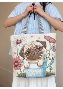 Detailansicht einer Freizeittragetasche aus Leinen mit süßem Mops und Blumenmuster.