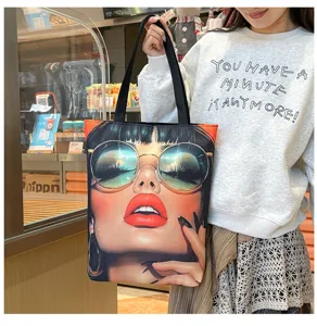 Modische Canvas Tragetasche mit Frauen Print, lässige Tasche fur den taglichen Gebrauch.
