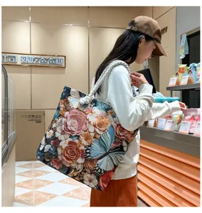 Grote geborduurde canvas shopper, vintage bloem vlinder wandtapijt schoudertas voor dames.