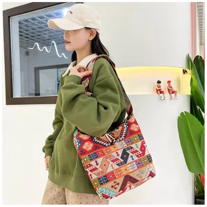 Ethnic style embroidered canvas shoulder crossbody large bag casual vintage fashion handbag for women