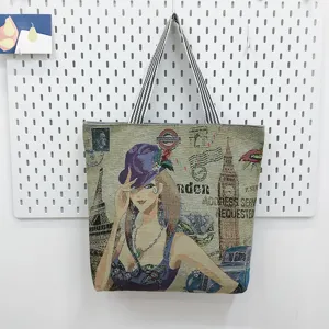 Details van de retro stijl canvas tote tas met een klassieke Europese stadskunst print.