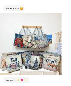 Cute canvas shoulder bag for women, large capacity casual shopping tote bag with ethnic cat print.