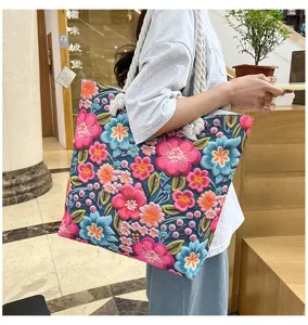 Borsa shopper in tela di grande capacita con ricamo floreale colorato, borsa a spalla casual donna.