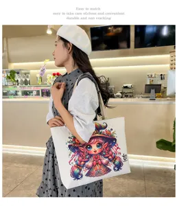 Borsa shopper in tela casual con stampa di cartoni animati, elegante e resistente.