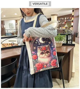 Segeltuch Schultertasche mit süßem Perserkatze und Blumenmuster für den täglichen Gebrauch.
