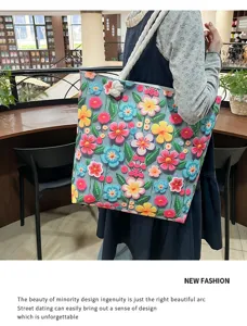 Borsa shopper in tela con ricamo floreale 3D, grande borsa a tracolla casual donna dettaglio.