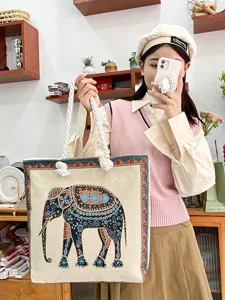 Borsa Tote da Donna in Stile Nazionale in Cotone Lino Tela Ricamato Con Motivo Elefante Borsa Messenger Con Spallacci in Corda di Canapa Grande Capacità Borsa da Viaggio Picnic