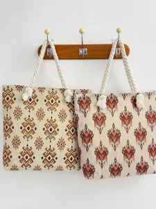 Gewebte Canvas Tragetasche mit ethnischen geometrischen Mustern, lässige Schultertasche.