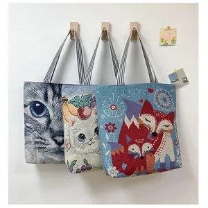 Segeltuch Tragetasche mit Katzen und Fuchsmotiv, lässige Umhängetasche Detailansicht.