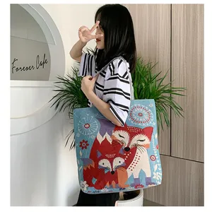 Grosse Canvas Umhängetasche mit niedlichem Fuchsmuster und ethnischem Design fuer Damen.