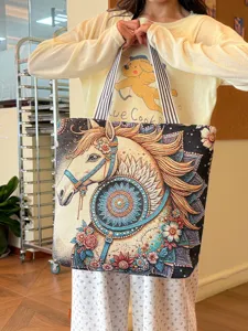 Sac cabas tissé de style ethnique avec motif de cheval vintage et fleurs pour le shopping.