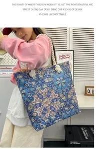 Borsa shopper in tela boho dettaglio, stampa mandala blu, grande borsa da spiaggia.