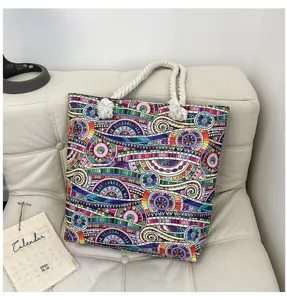 Borsa shopper in tela boho, grande borsa da spiaggia con manici in corda spessa.