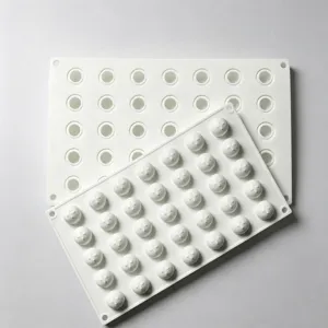 Silikonform Detailansicht mit 35er Halbkugel Backform Maßen und Gewichtsangaben.