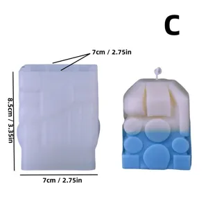 Silikon Kerzenform und fertige Würfelkerze mit klaren Maßangaben für DIY Bastelarbeiten.
