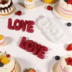 Siliconen mal voor LOVE letters, ideaal voor bakken, fondant, snoep en handgemaakte kaarsen.
