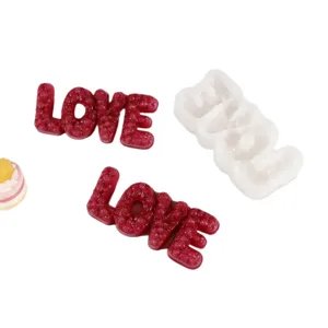 Siliconen LOVE letter mal voor DIY bakken, fondant en kaarsen maken met fruitreliëf.