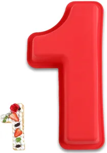 Vista dettagliata dello stampo per torta in silicone rosso numero uno per dolci fai da te.