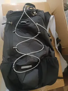 Sac à dos de cyclisme léger pour les sports de plein air, la randonnée et le vélo.