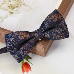 Nœud papillon paisley bleu classique pour homme, accessoire en tissu élégant pour mariages et fêtes.