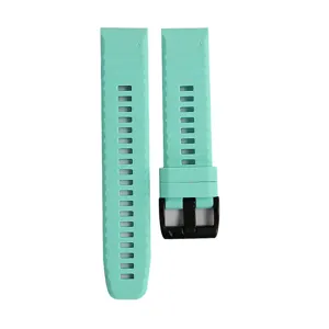 Cinturino di ricambio in silicone verde menta con fori traspiranti e fibbia in metallo nero.
