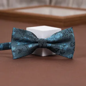 Men's fashion vintage floral jacquard bow tie for business suits and formal wear shirts.
