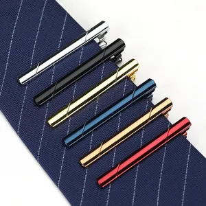 Lot de 6 pinces à cravate métalliques de différentes couleurs pour hommes, style professionnel.