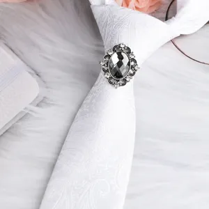 Spilla anello per cravatta vintage da uomo con strass cristalli, accessorio elegante.