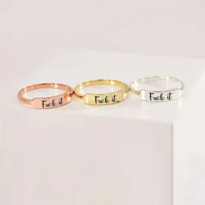 Bague Ouverte Lettre Gravée en Cuivre Minimaliste pour Femme Elégante Bague de Doigt Réglable Empilable en Métal Bijoux Cadeau