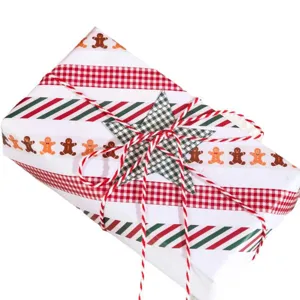 Weihnachts Washi Tape Set mit süßen Lebkuchenmann Mustern und klassischen Karos für Deko.