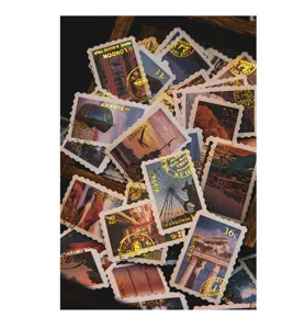Autocollants de timbre vintage dorés pour journal, pack de stickers déco voyage détail.