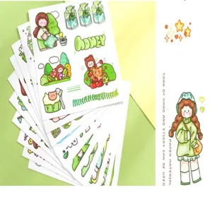 Dettaglio di simpatici adesivi per diario con illustrazioni disegnate a mano e carta strappabile.