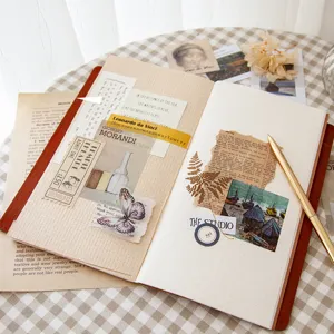 Vintage art journaling sticker pack με ρετρό εκτυπώσεις, πεταλούδα και βοτανικά σχέδια.