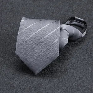 Cravate zippée pour homme gris rayé formel affaires mariage marié vue détaillée