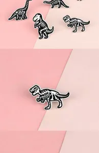 Cool black and white dinosaur skeleton enamel pin alloy fashion lapel badge brooch jewelry